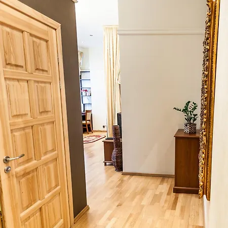 2 X Free Parking X Self Check-in 24h By H&h Apartamento