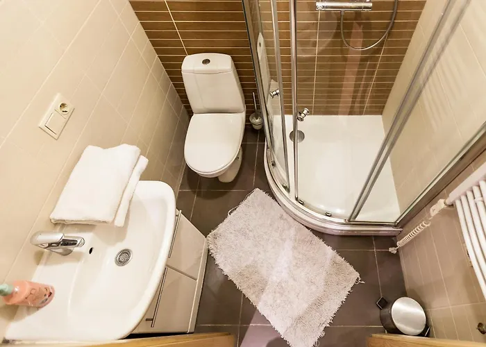 2 X Free Parking X Self Check-in 24h By H&h *