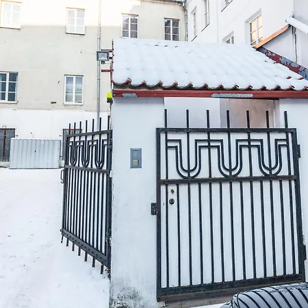 2 X Free Parking X Self Check-in 24h By H&h *