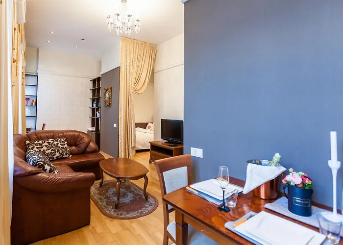 2 X Free Parking X Self Check-in 24h By H&h Апартаменти